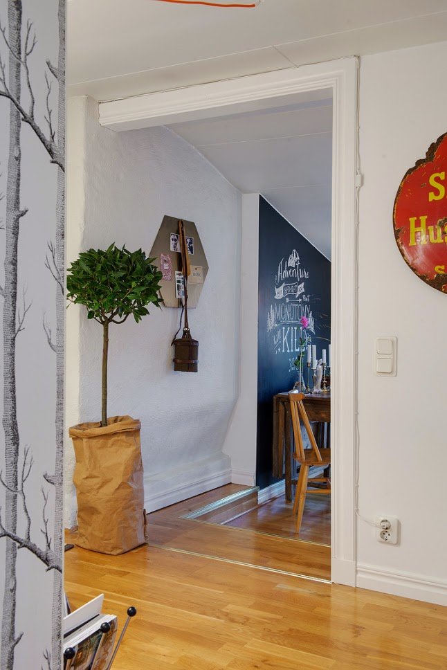 tiny scandinavian loft13