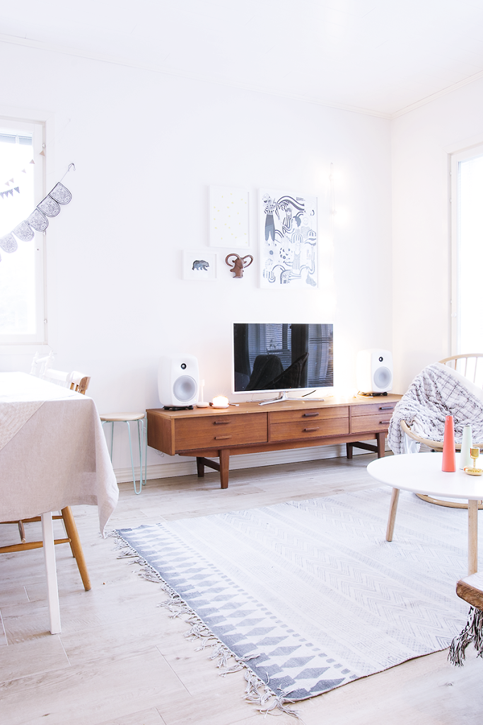 feminine scandinavian home5