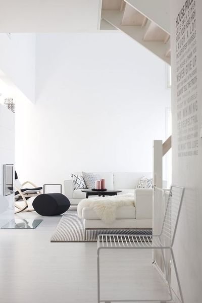 white interior 1