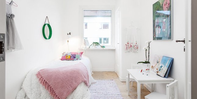 bright scandi home 11