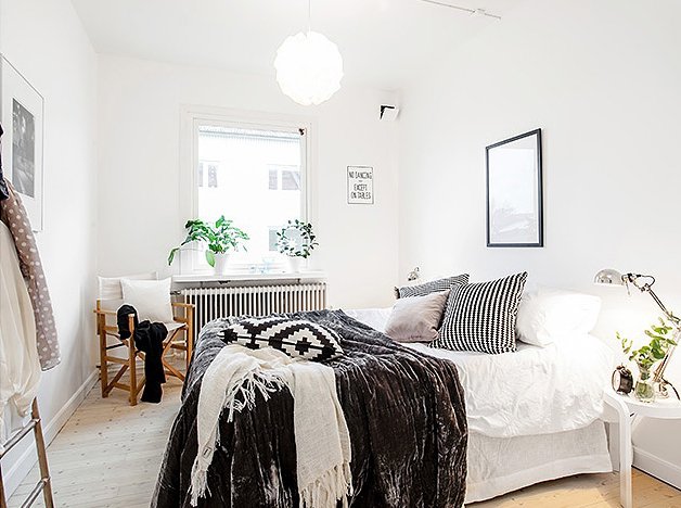 bright scandi home 14