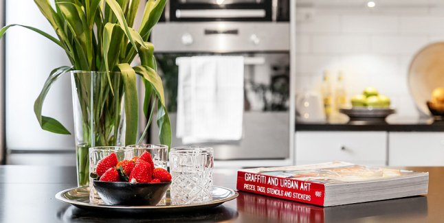 bright scandi home 7